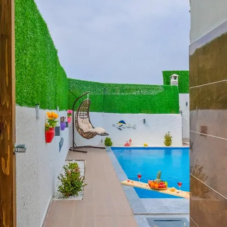 Lenzo فيلة فتحية