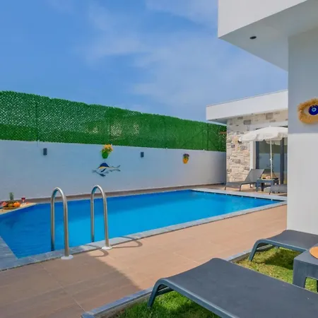 Villa Sitrin 1 *