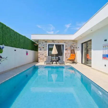 Villa Sitrin 1